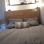 Le Cosy Rock / Rent4night *