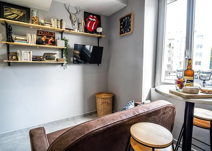 Le Cosy Rock / Rent4night Appartement *