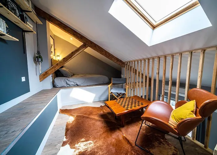 Le Cosy Rock / Rent4night *